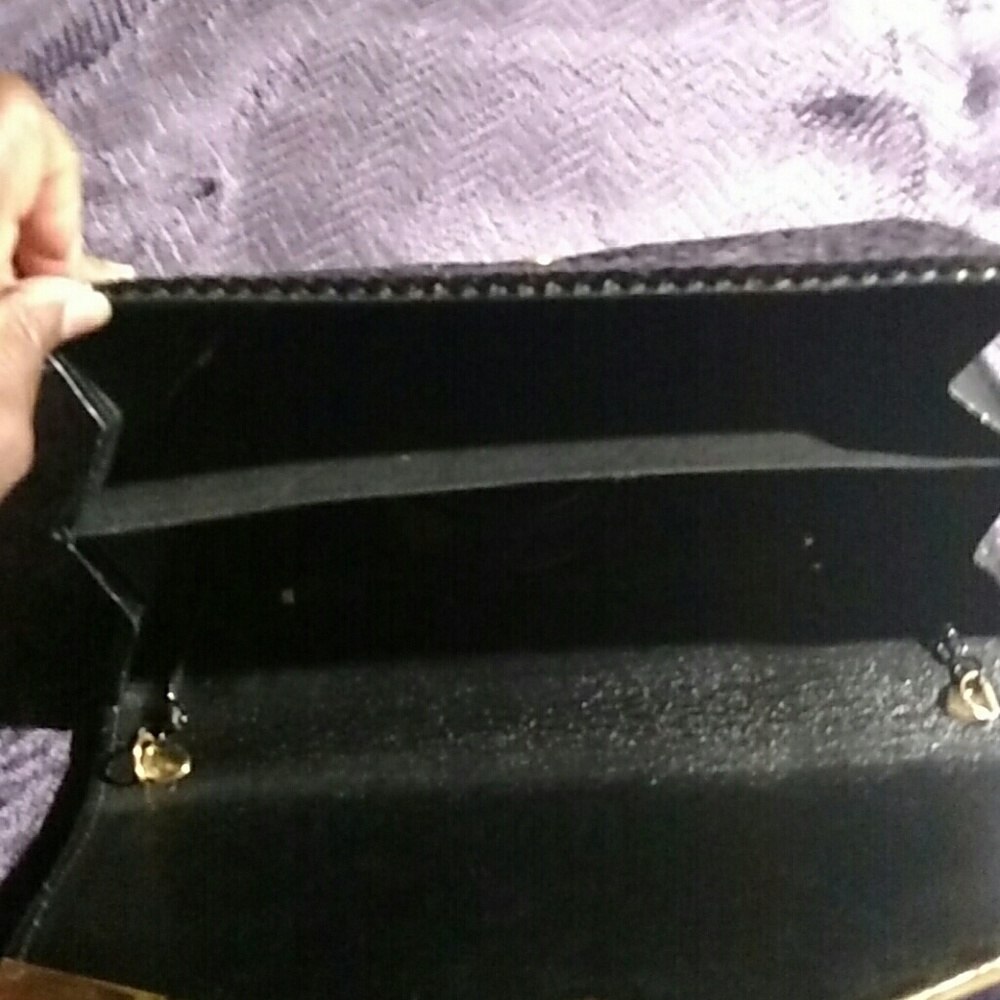 Purse - Picture 2 of 2